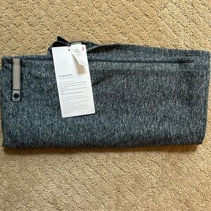 New w Tags! Lululemom vinyasa scarf